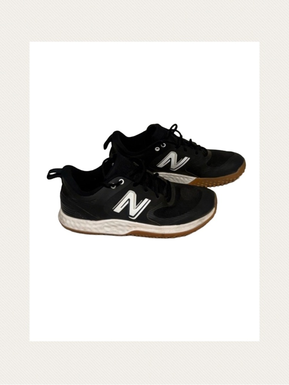 ⚾️ New Balance Men’s Black & White Baseball Turf